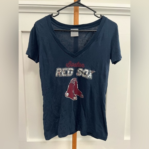 Boston Red Sox MLB Genuine Merchandise Apparel Ladies Navy Blue TShirt - Picture 1 of 8